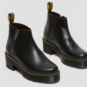 Dr. Martens Rometty II Black Smooth Leather Chelsea Boots
